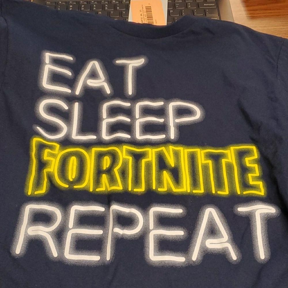 Fortnite t-shirt